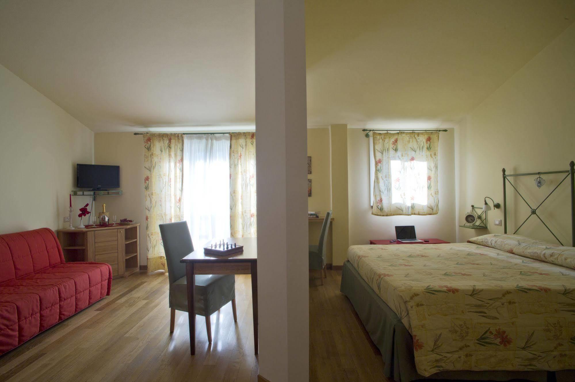 Ca Del Moro Resort & Spa Pontremoli Zewnętrze zdjęcie